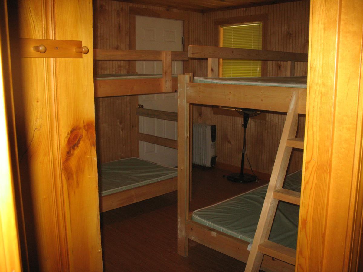 Tamworth Okie Dokie Cabins מראה חיצוני תמונה