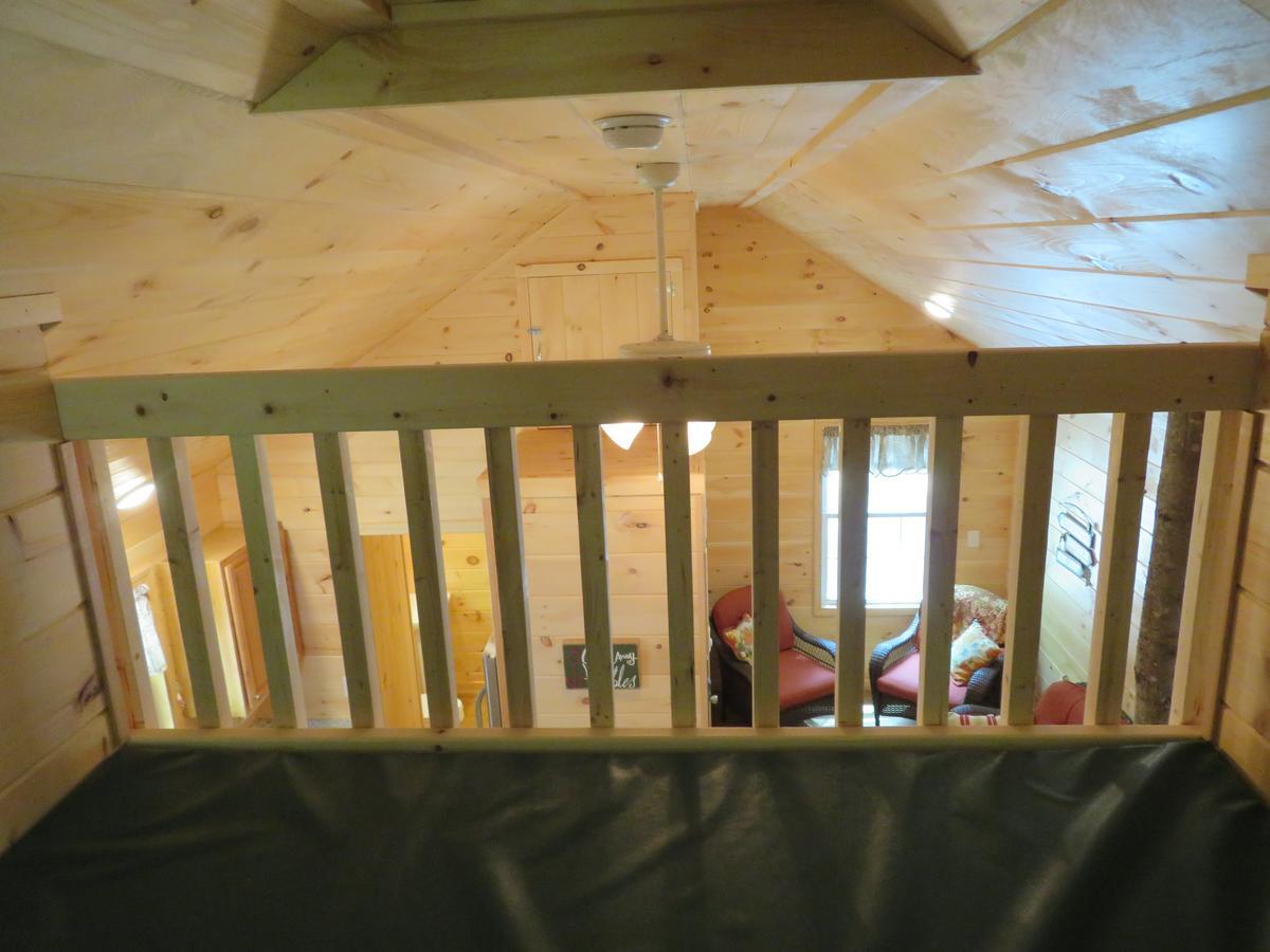 Tamworth Okie Dokie Cabins מראה חיצוני תמונה