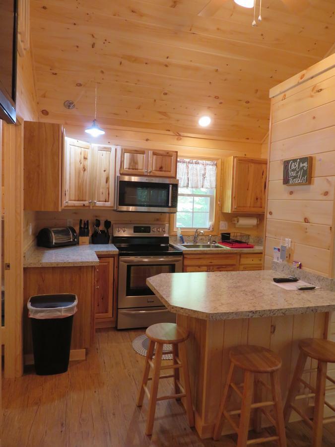Tamworth Okie Dokie Cabins מראה חיצוני תמונה
