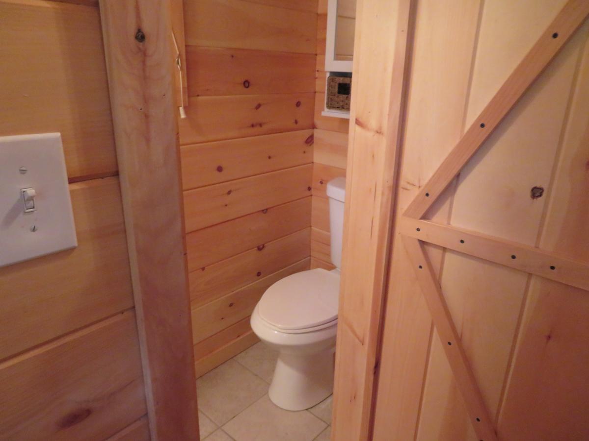 Tamworth Okie Dokie Cabins מראה חיצוני תמונה