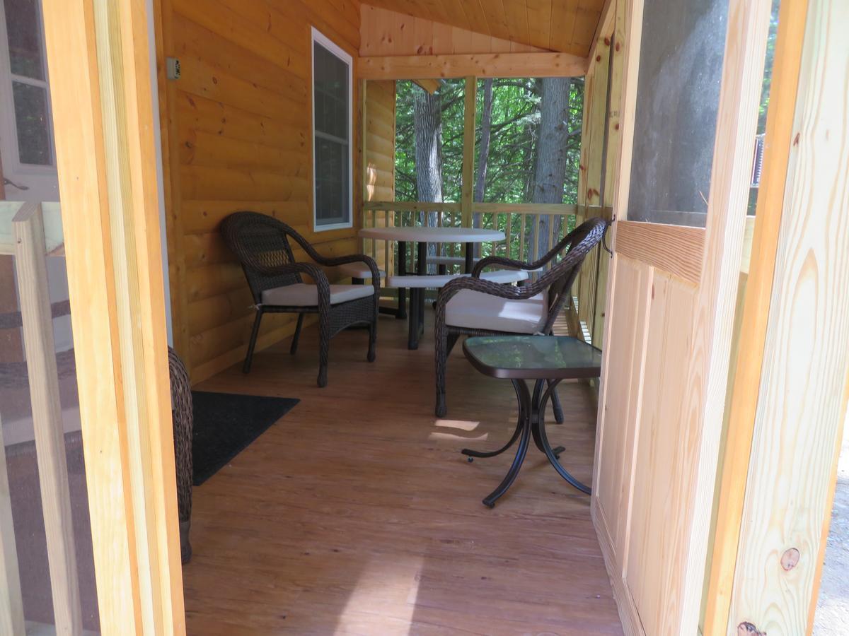 Tamworth Okie Dokie Cabins מראה חיצוני תמונה