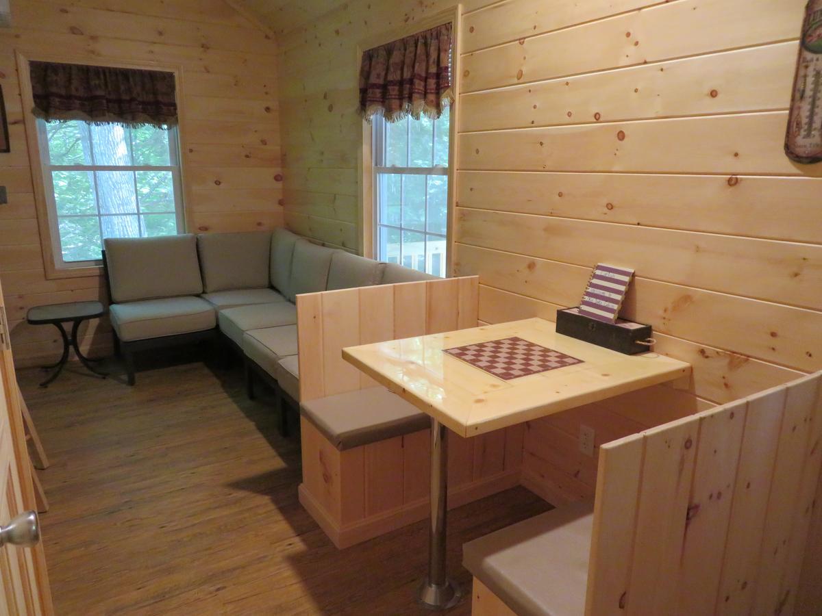 Tamworth Okie Dokie Cabins מראה חיצוני תמונה